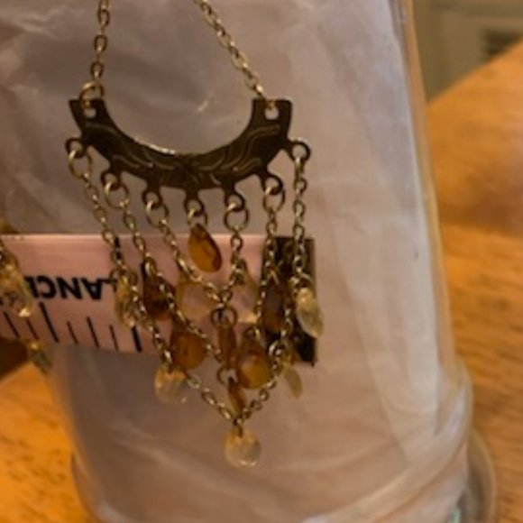 Gold Tone Dangle Earrings with beads - Picture 4 of 8